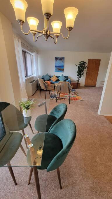 Apartment, One Bedroom アーリントン エクステリア 写真
