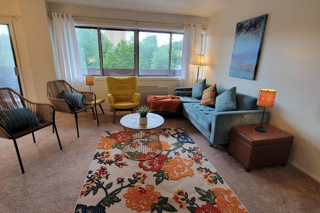 Apartment, One Bedroom アーリントン エクステリア 写真