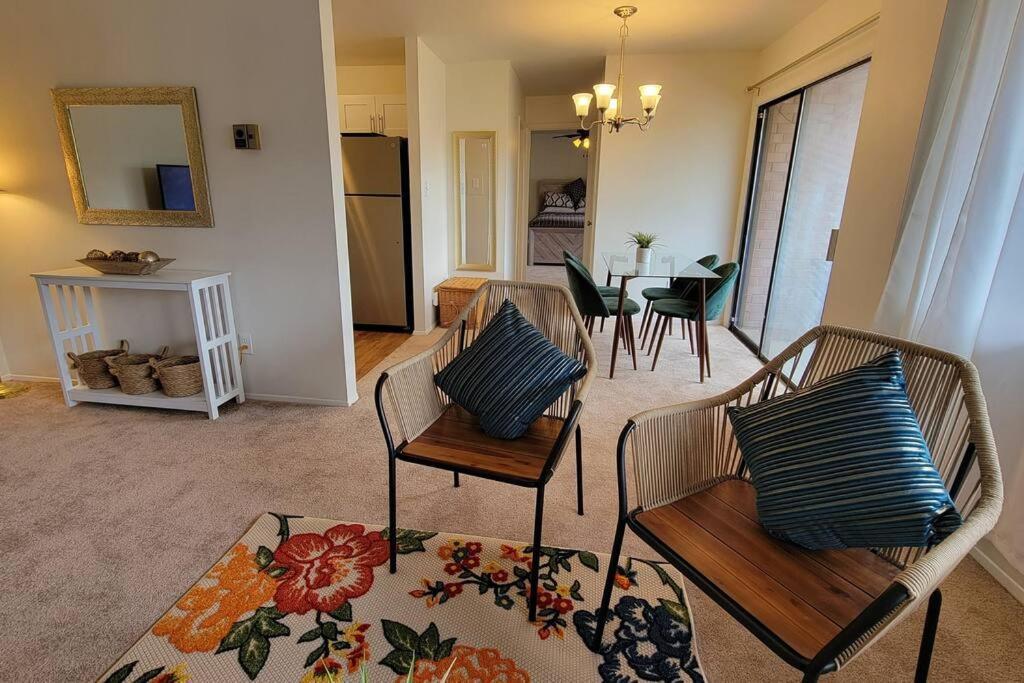 Apartment, One Bedroom アーリントン エクステリア 写真